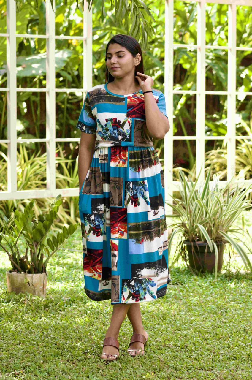 Zipless feeding frock