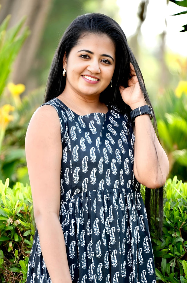 Mango Printed Black Sleeveless Top