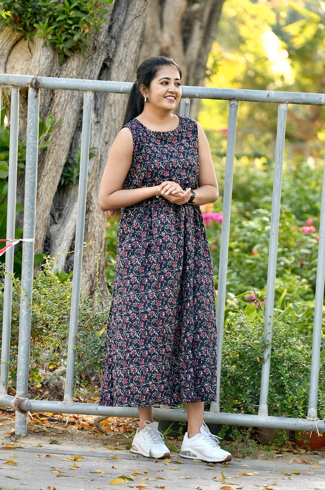 Petalglow Sleeveless Feeding Top