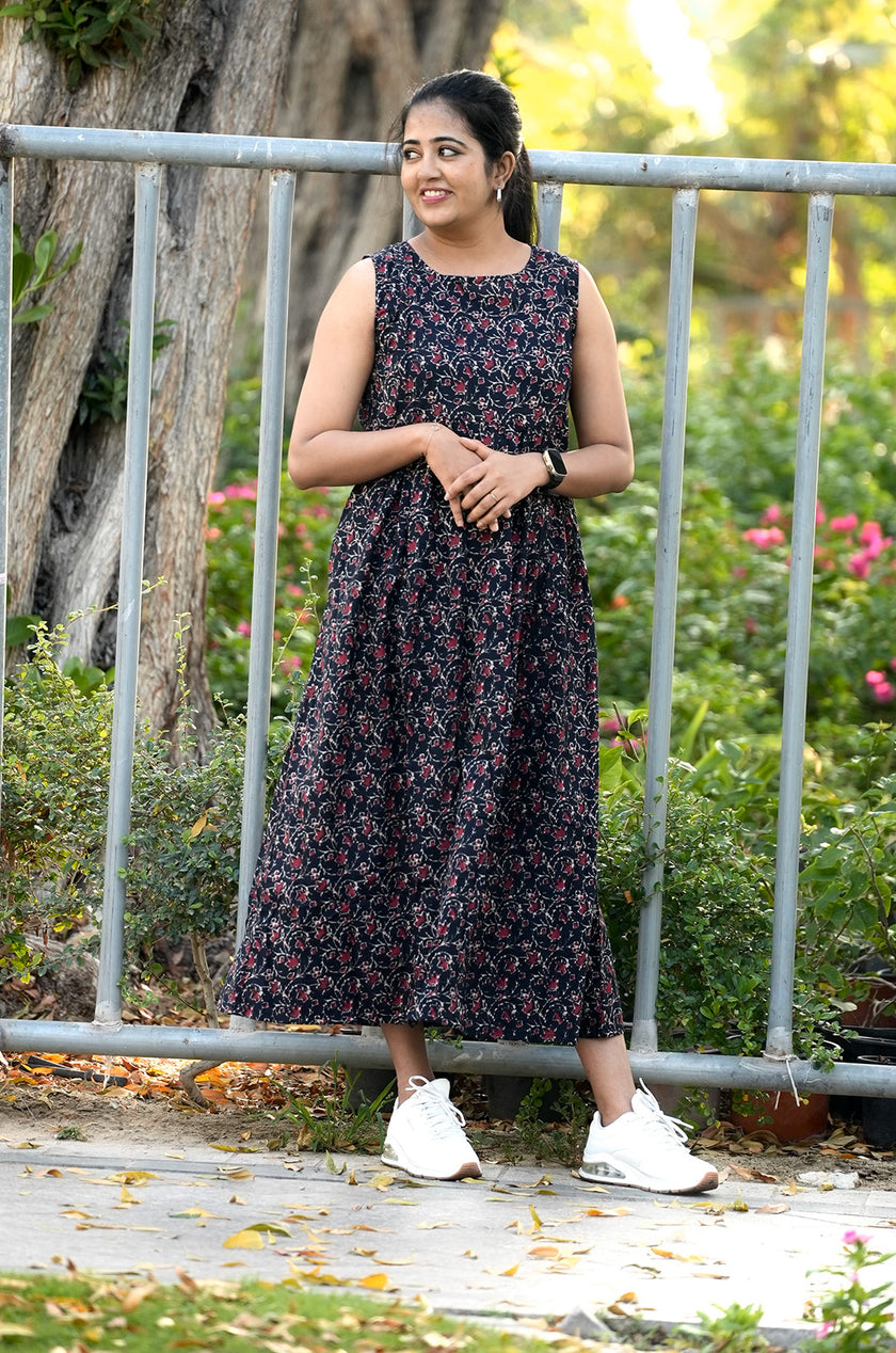 Petalglow Sleeveless Feeding Top